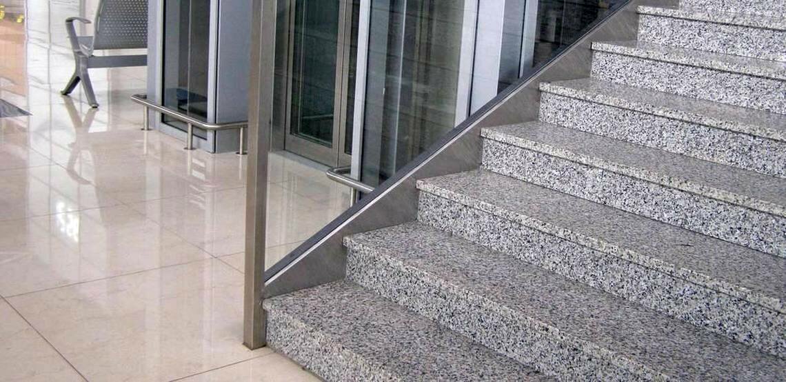 Металлические лестницы